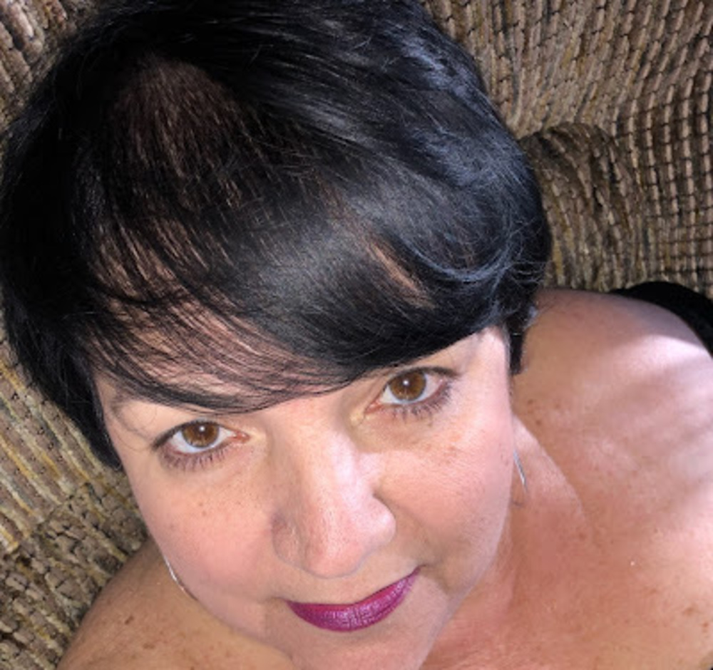 Meet your Posher, Maribel